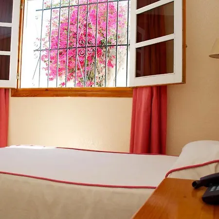 Mi Casa Hotel