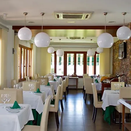 Hotel Mi Casa 2*